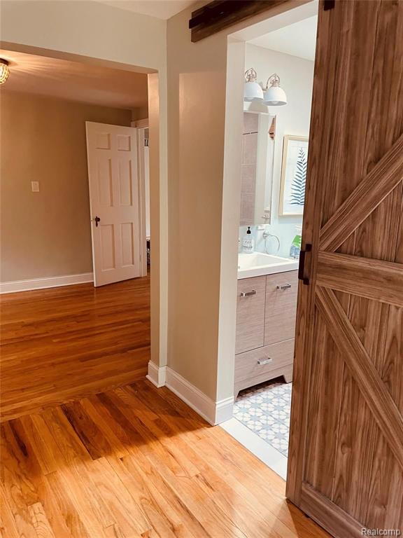 4070 Wakefield Road Berkley, MI 48072 - Photo 7 of 26