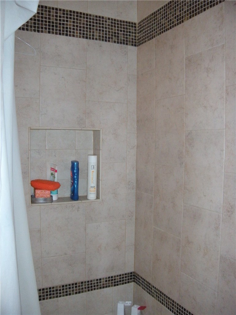 915 West 23rd Street, Unit 211 Austin, TX 78705 - Photo 17 of 18