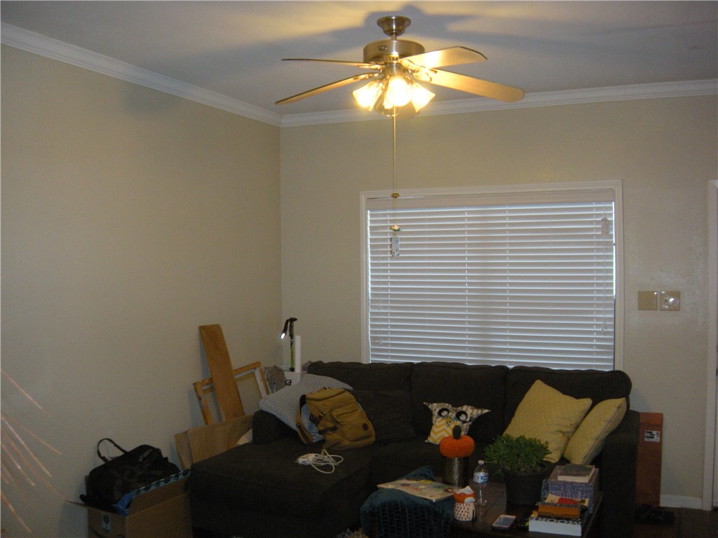 915 West 23rd Street, Unit 211 Austin, TX 78705 - Photo 4 of 18