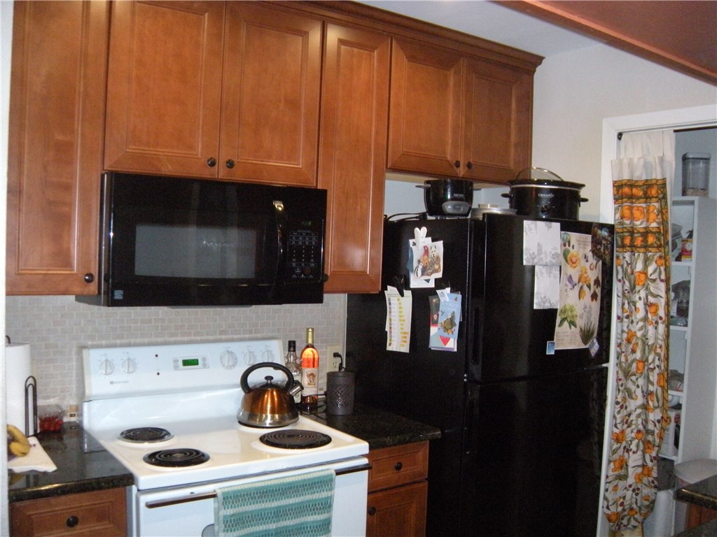 915 West 23rd Street, Unit 211 Austin, TX 78705 - Photo 9 of 18