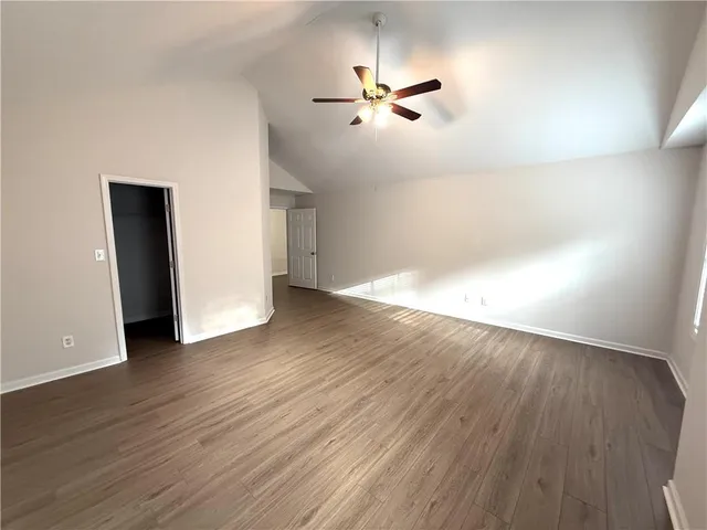 $2,400 | 314 Creek Manor Way, Suwanee, GA 30024