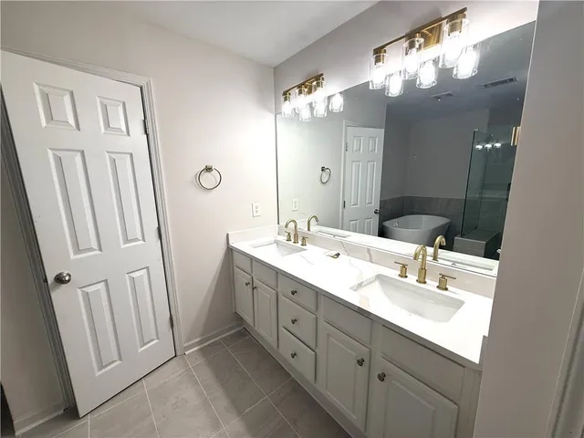 $2,400 | 314 Creek Manor Way, Suwanee, GA 30024