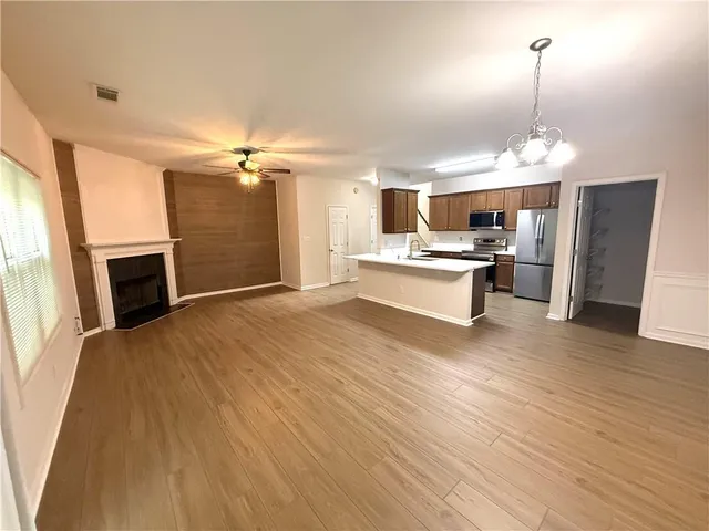 $2,400 | 314 Creek Manor Way, Suwanee, GA 30024