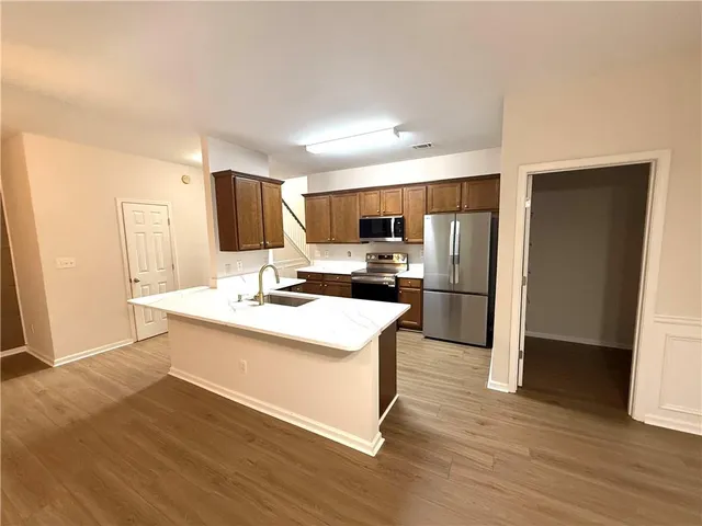 $2,400 | 314 Creek Manor Way, Suwanee, GA 30024