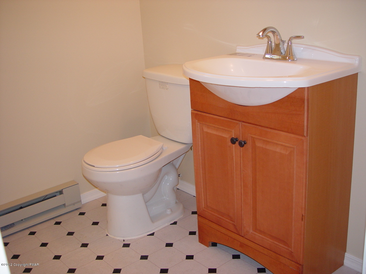 7623 Sawmill Road Tobyhanna, PA 18466 - Photo 8 of 12 Bathroom