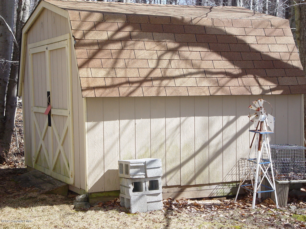 7623 Sawmill Road Tobyhanna, PA 18466 - Photo 10 of 12 Utility Shed