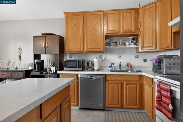 $1,099,000 | 581 Price Street, Daly City, CA 94014