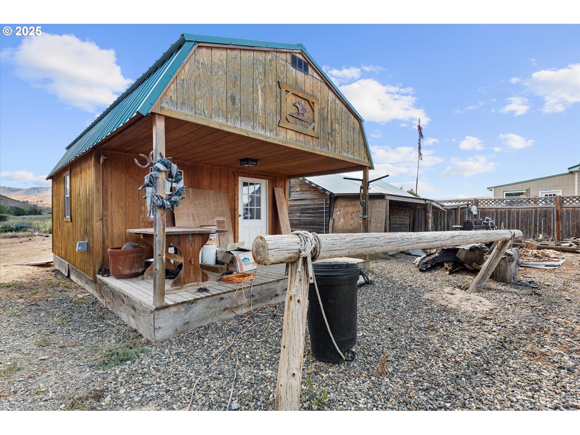 37799 Alder Creek Road Baker City, OR 97814 - Photo 35 of 41 a view of a dinning table and chairs in patio