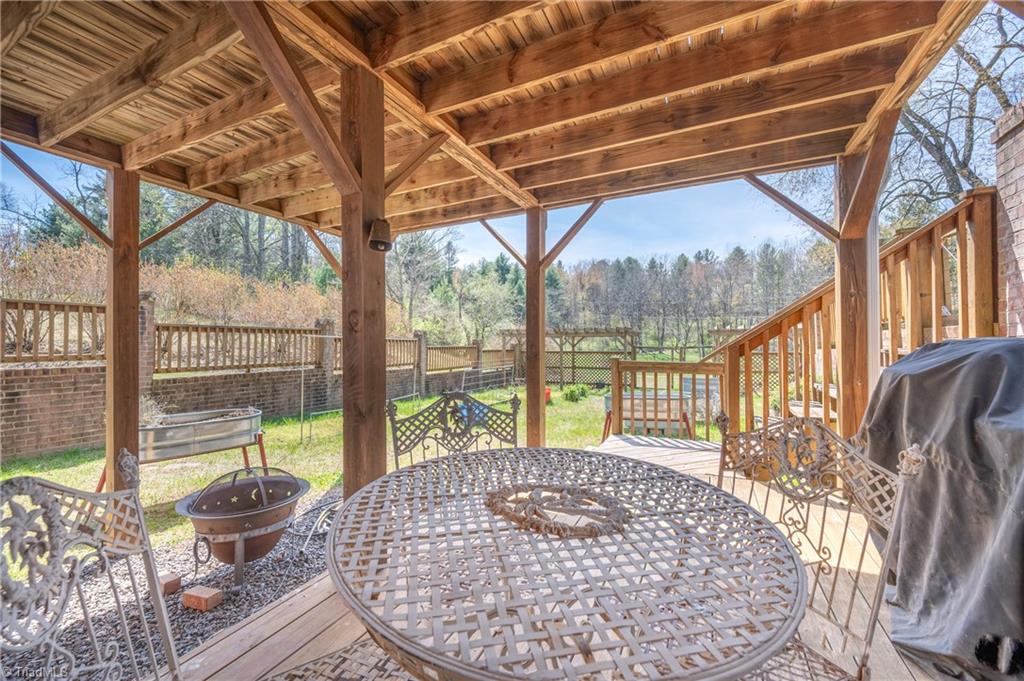 931 Maple Shade Road Laurel Fork, VA 24352 - Photo 47 of 50 Gallery Image 47
