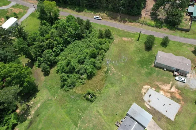 a view of a bathroom