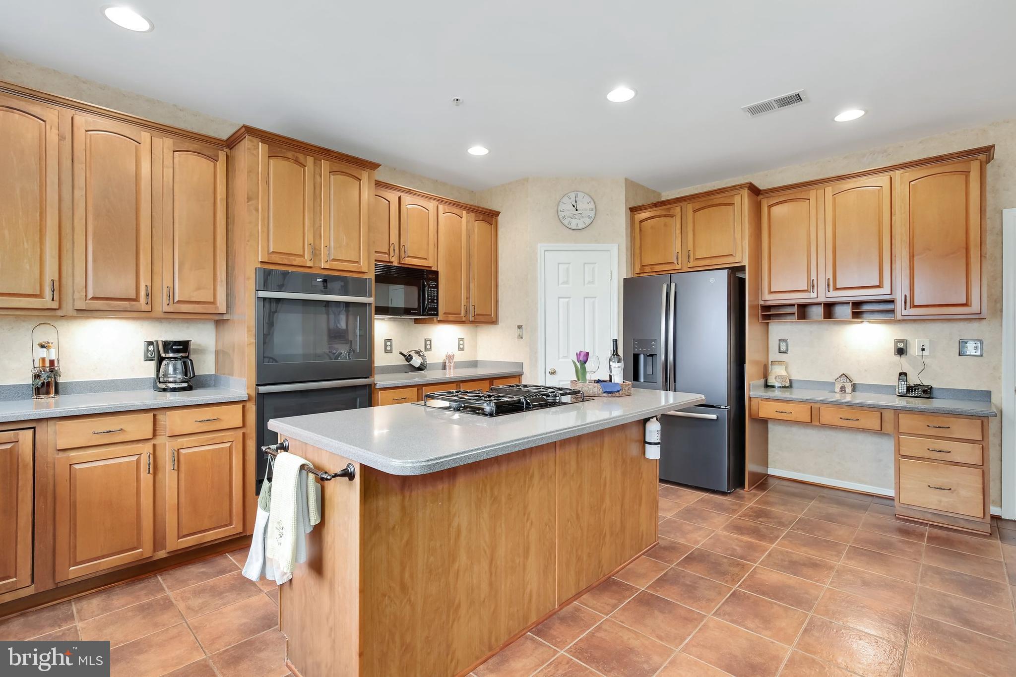 13925 Schaeffer Road Boyds, MD 20841 - Photo 12 of 67 Gallery Image 12