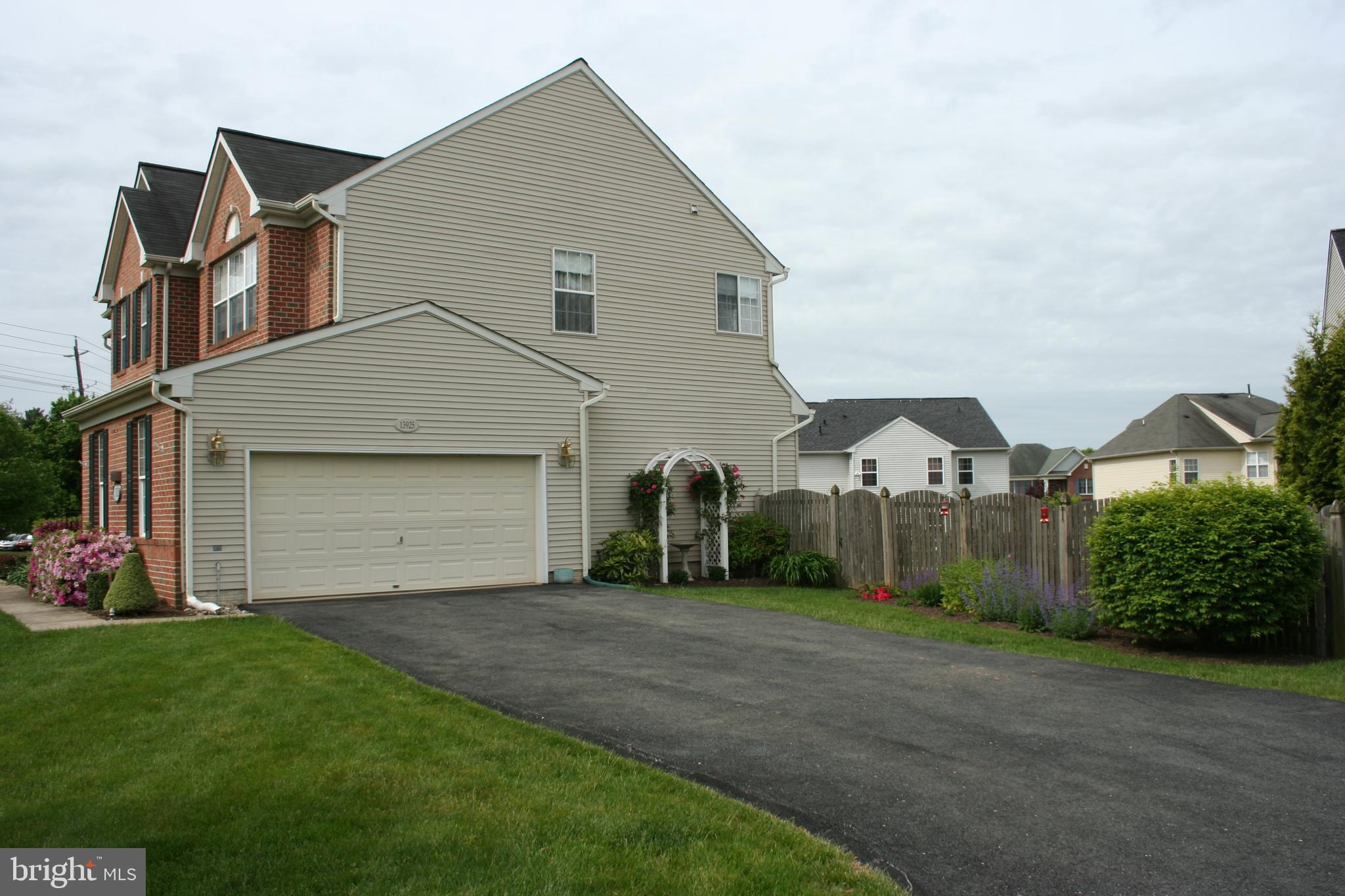 13925 Schaeffer Road Boyds, MD 20841 - Photo 7 of 67 Gallery Image 7