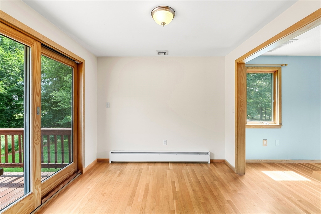 71 Garrison Road Chelmsford, MA 01824 - Photo 7 of 39