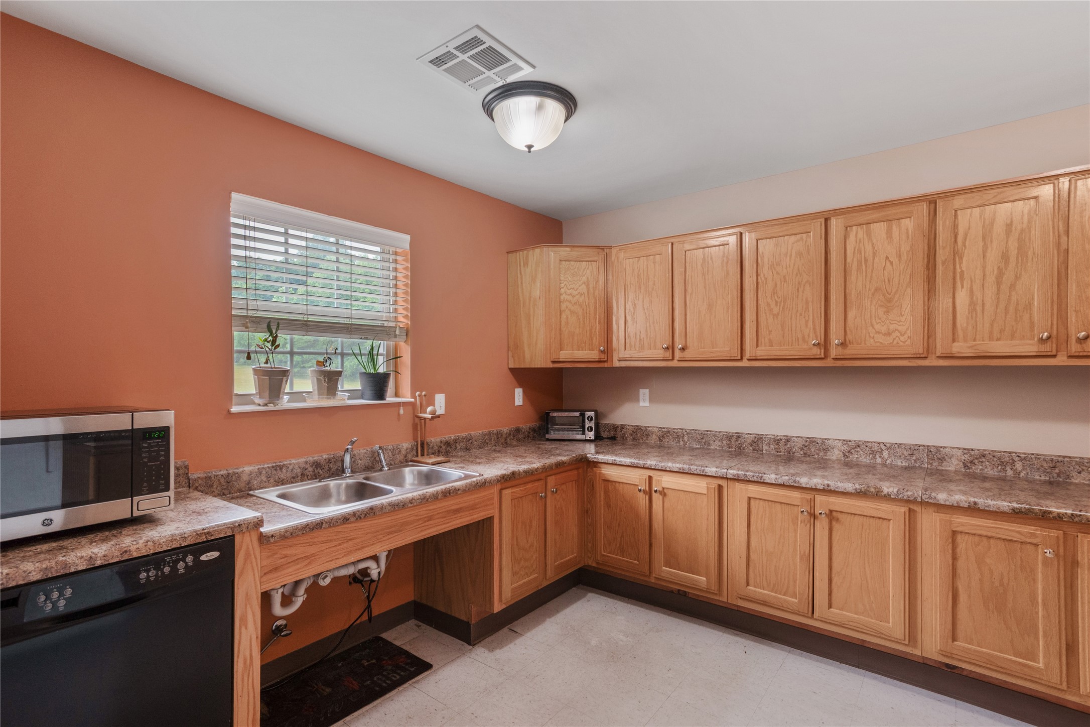 2131 Wilson Road Memphis, TN 38116 - Photo 7 of 9