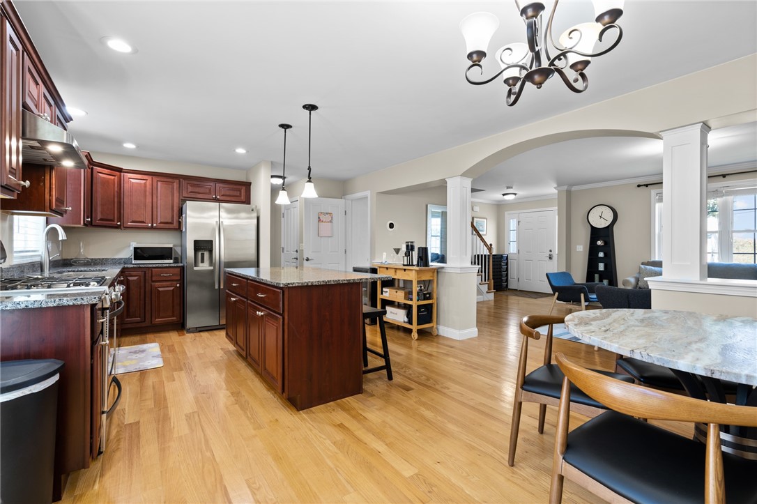 46 Hillside Road Lincoln, RI 02865 - Photo 11 of 41 Gallery Image 11