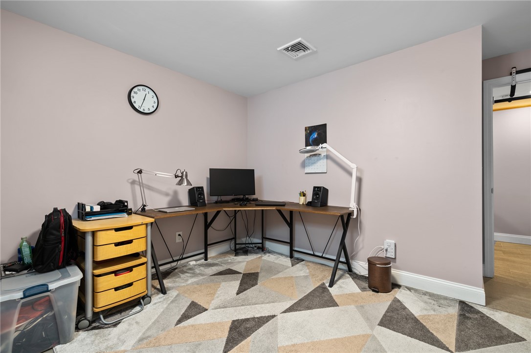 46 Hillside Road Lincoln, RI 02865 - Photo 23 of 41 Gallery Image 23