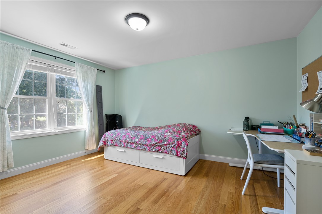 46 Hillside Road Lincoln, RI 02865 - Photo 32 of 41 Gallery Image 32