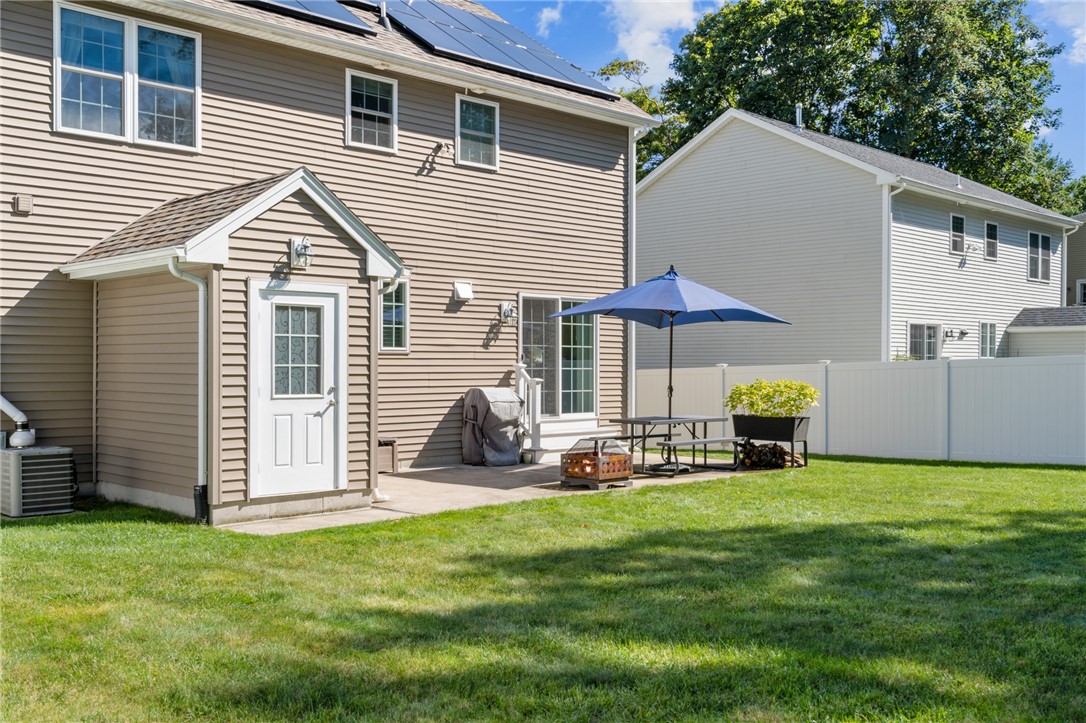 46 Hillside Road Lincoln, RI 02865 - Photo 38 of 41 Gallery Image 38