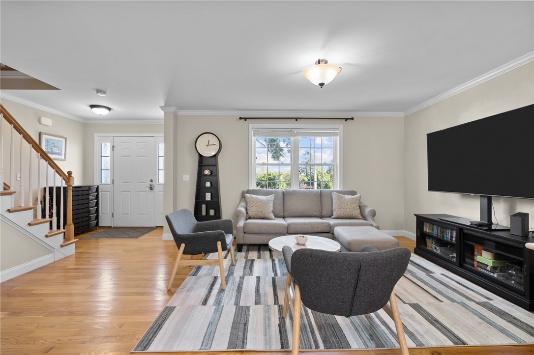 46 Hillside Road Lincoln, RI 02865 - Photo 6 of 41 Gallery Image 6