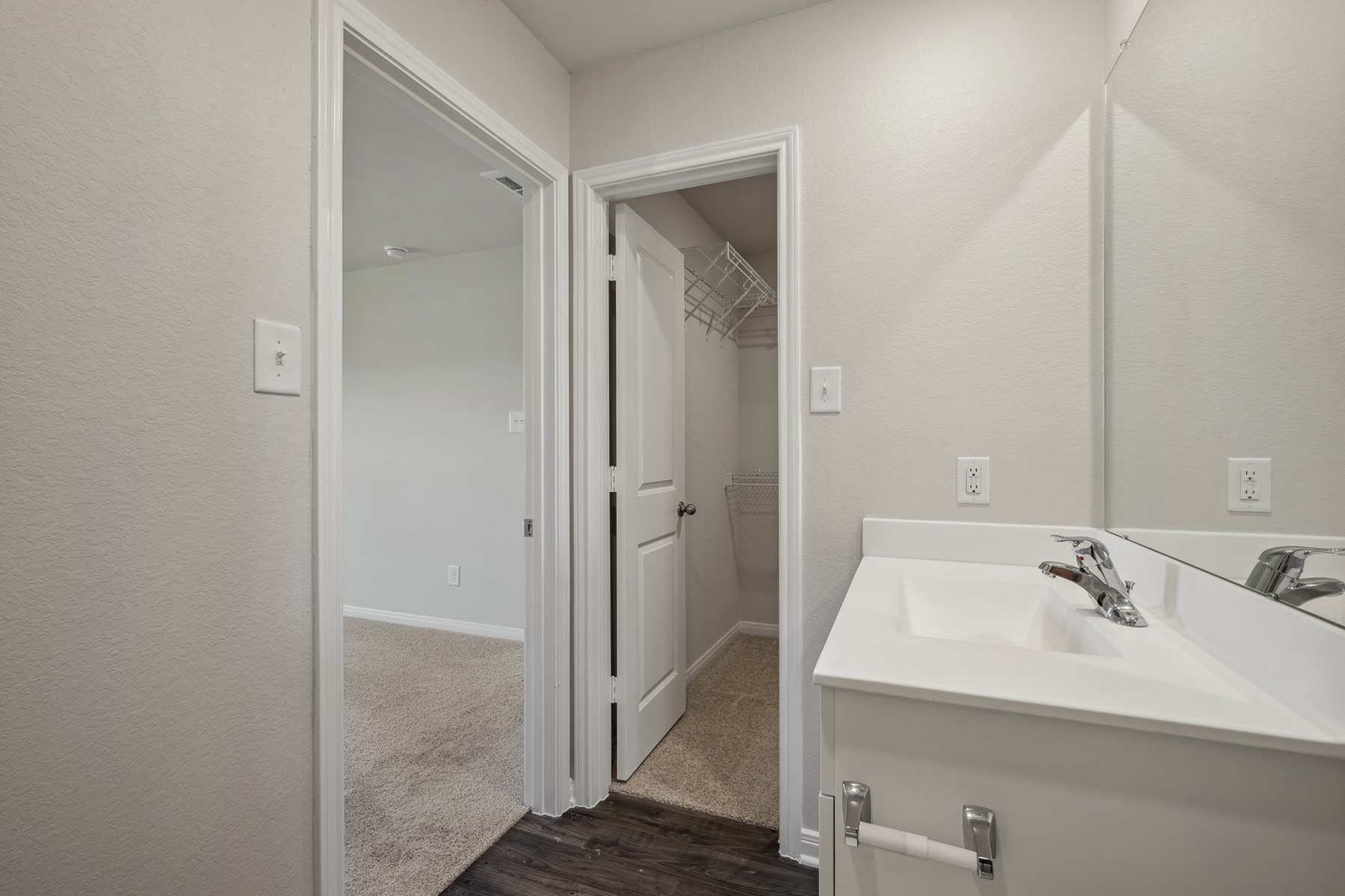 10410 Red Cardinal Drive Cleveland, TX 77328 - Photo 15 of 24