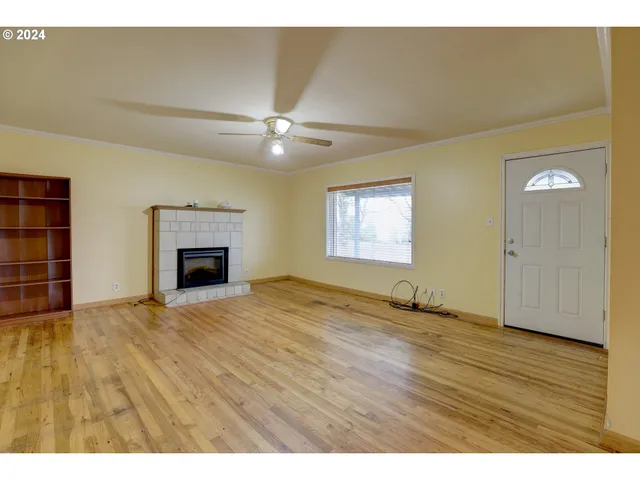 $350,000 | 5700 Highway 30w, The Dalles, OR 97058