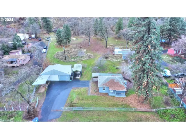 $350,000 | 5700 Highway 30w, The Dalles, OR 97058