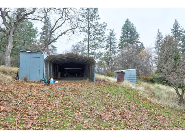 $350,000 | 5700 Highway 30w, The Dalles, OR 97058