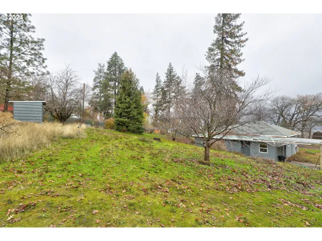 $350,000 | 5700 Highway 30w, The Dalles, OR 97058