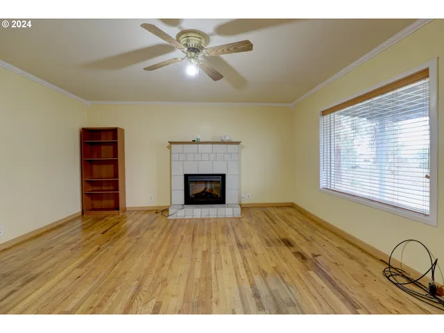 $350,000 | 5700 Highway 30w, The Dalles, OR 97058