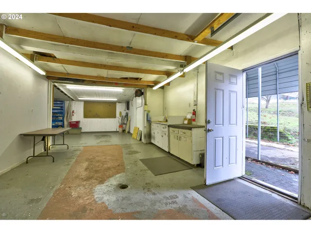 $350,000 | 5700 Highway 30w, The Dalles, OR 97058