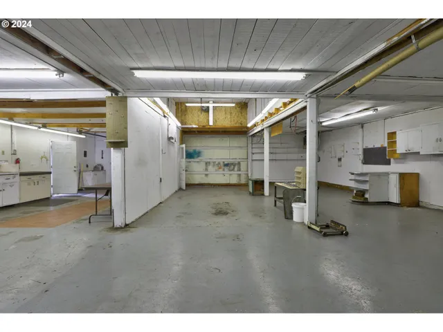 $350,000 | 5700 Highway 30w, The Dalles, OR 97058