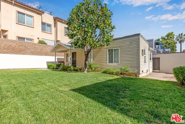 $1,550,000 | 716 East San Jose Avenue, Burbank, CA 91501