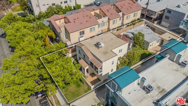 $1,550,000 | 716 East San Jose Avenue, Burbank, CA 91501