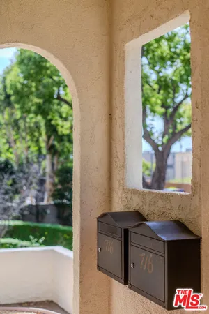 $1,550,000 | 716 East San Jose Avenue, Burbank, CA 91501