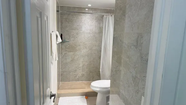 $2,400 | 1284 South Military Trail, Unit 215, Deerfield Beach, FL 33442