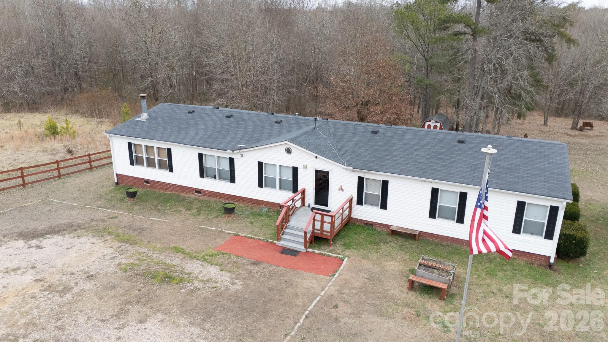 864 Butler Lake Road Chester, SC 29706 - Photo 2 of 33