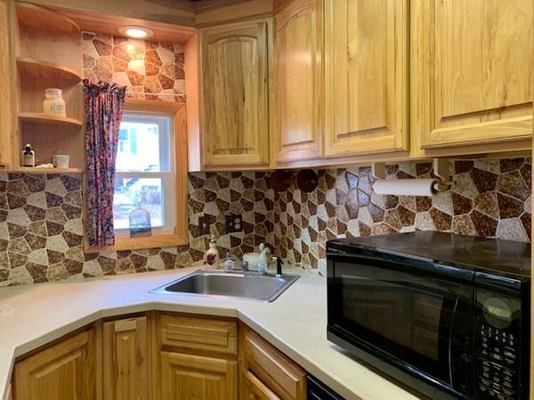 6 Kosta Street Worcester, MA 01607 - Photo 18 of 26