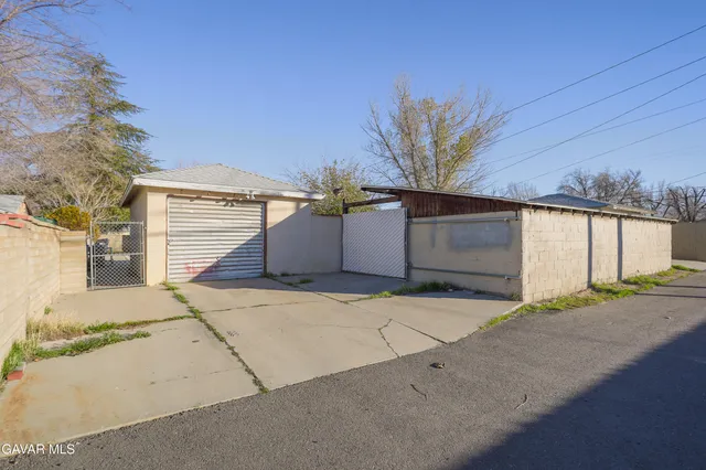 $280,000 | 44209 Date Avenue, Lancaster, CA 93534
