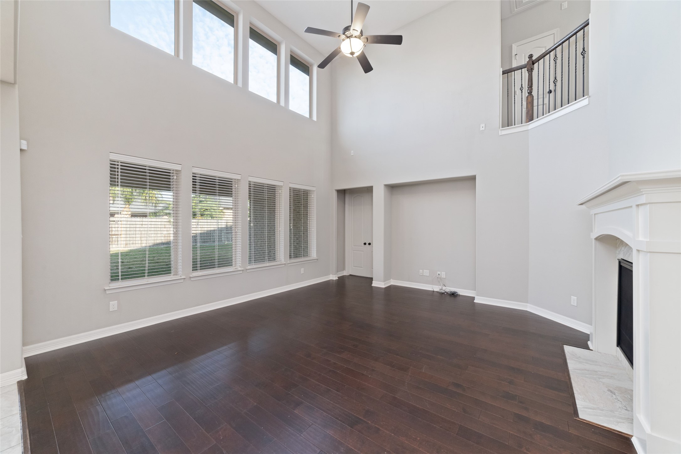 27506 Windcrest Key Lane Fulshear, TX 77441 - Photo 14 of 36 Soaring ceilings