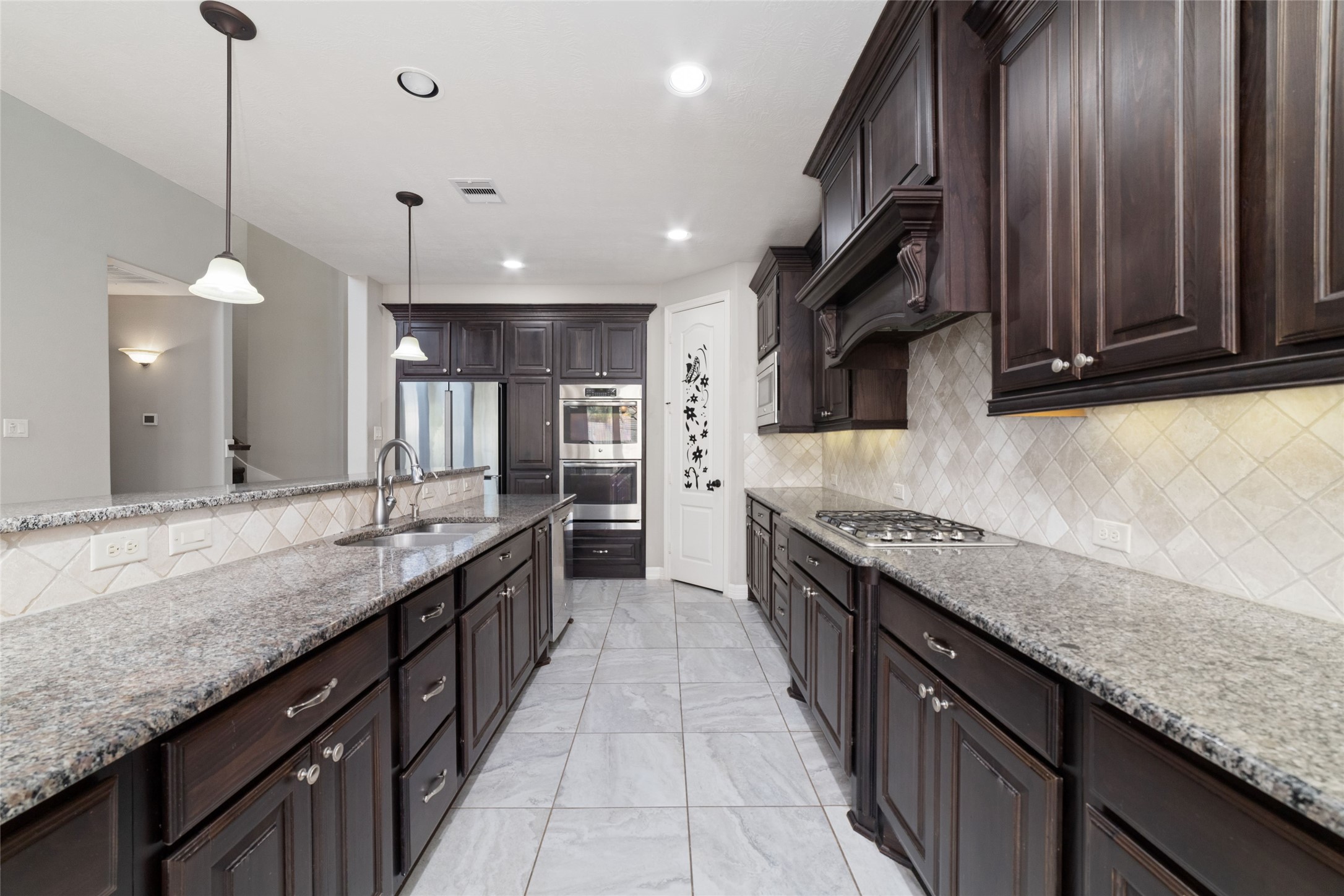 27506 Windcrest Key Lane Fulshear, TX 77441 - Photo 18 of 36