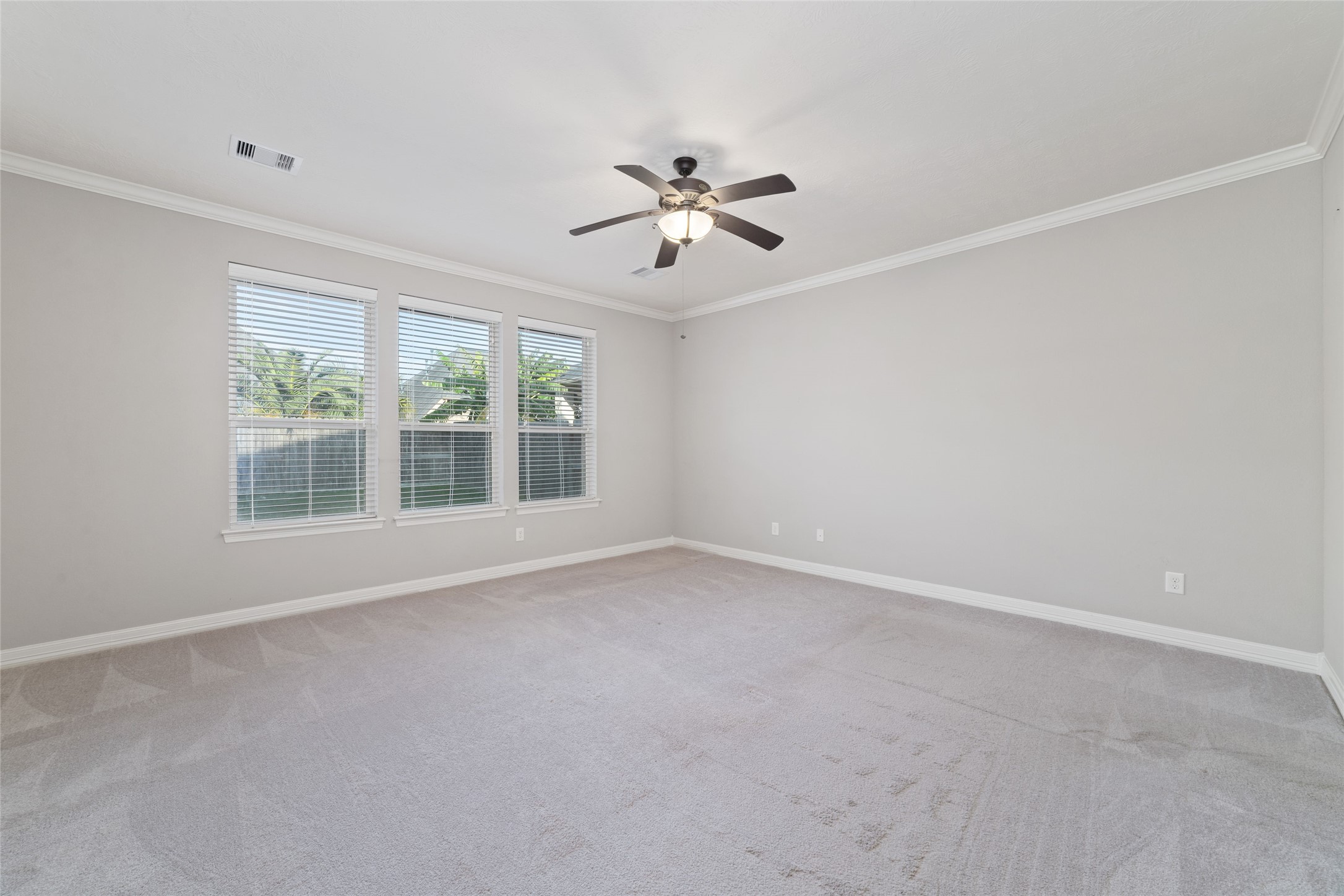 27506 Windcrest Key Lane Fulshear, TX 77441 - Photo 22 of 36 Large Primary bedroom