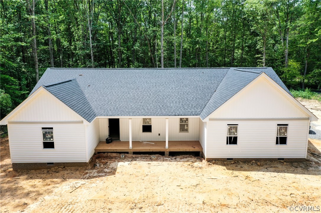 19173 Teman Road Beaverdam, VA 23015 - Photo 7 of 35 a view of a house with a yard