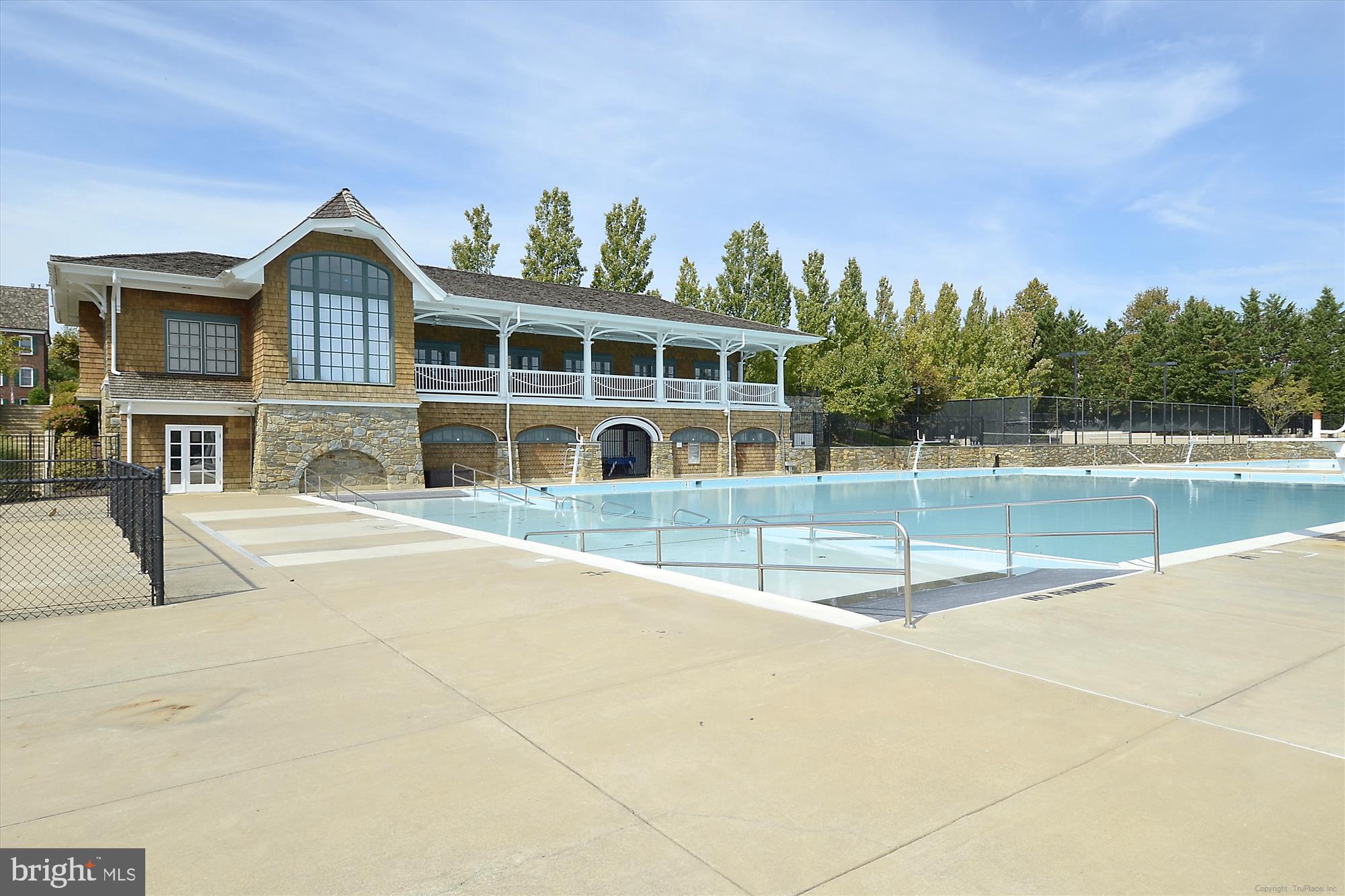 120 Ridgepoint Place Gaithersburg, MD 20878 - Photo 37 of 51 Kentlands Social Pool