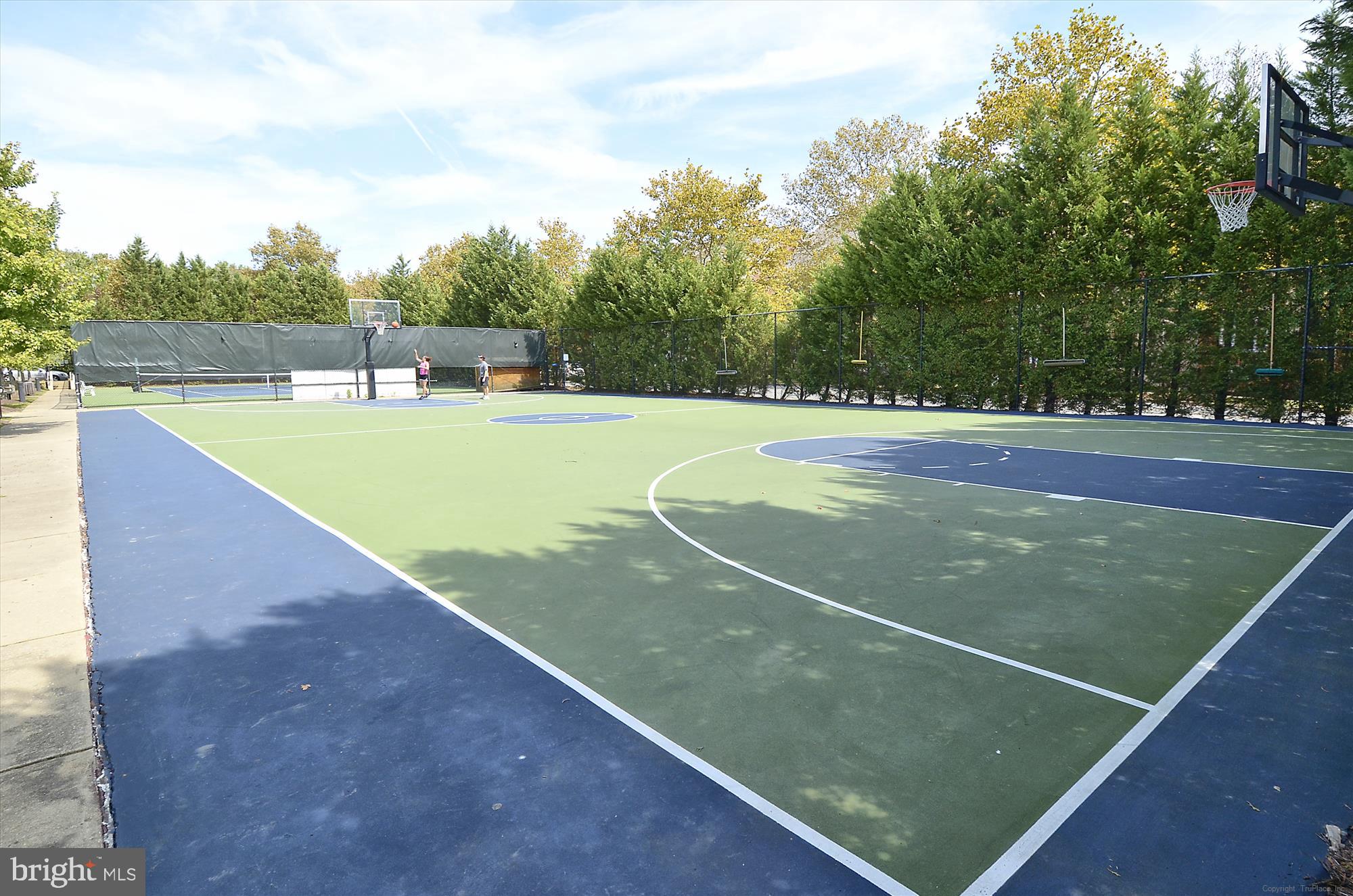 120 Ridgepoint Place Gaithersburg, MD 20878 - Photo 39 of 51 Kentlands Basketball Court