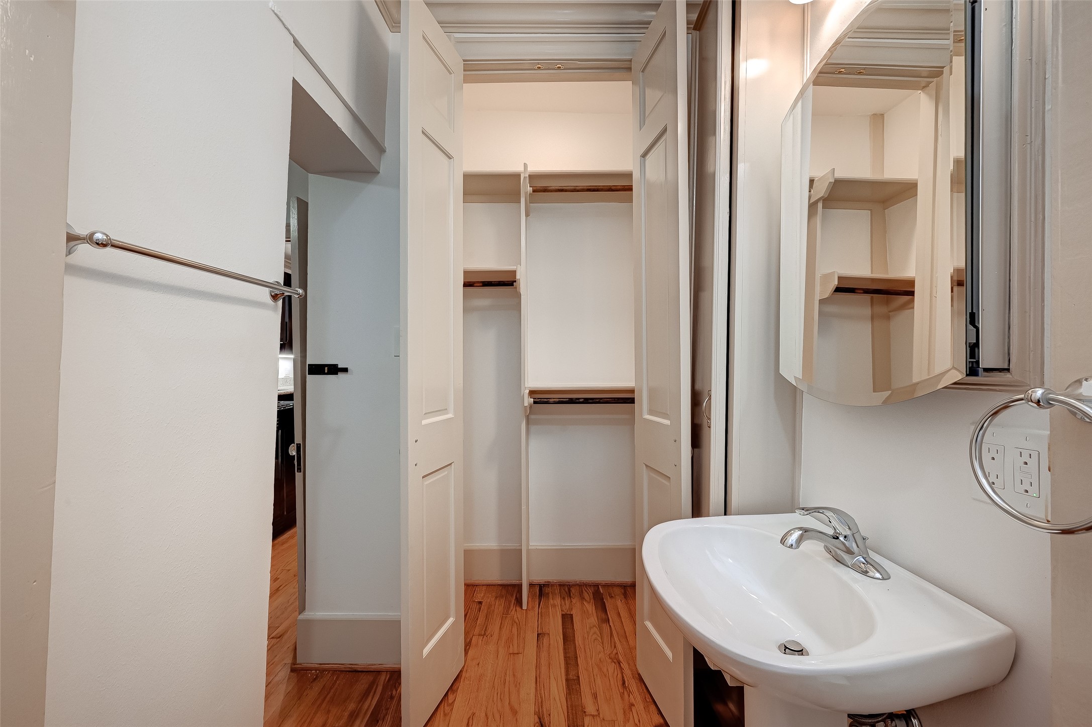 2009 State Street Houston, TX 77007 - Photo 19 of 42