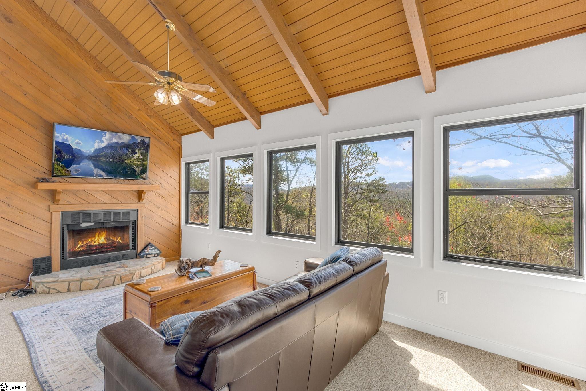 443 Whispering Falls Road Pickens, SC 29671 - Photo 12 of 36 Gallery Image 12
