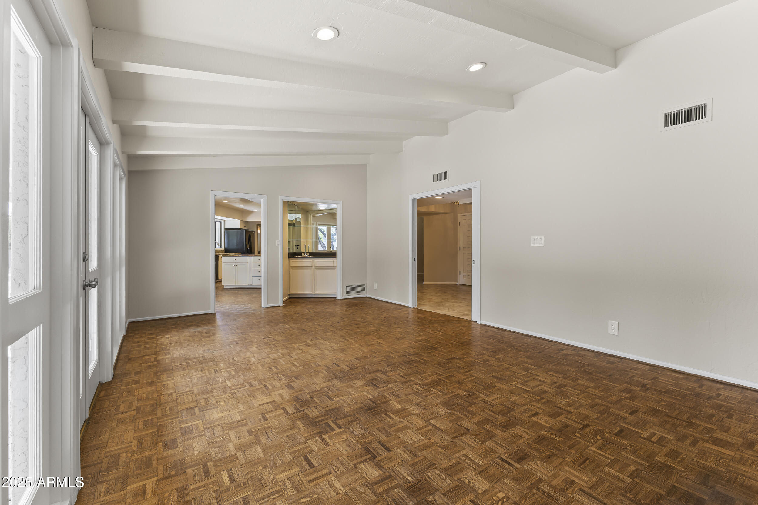 6835 North 1st Place Phoenix, AZ 85012 - Photo 32 of 42