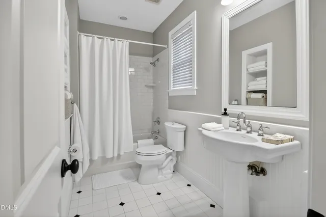 $1,450,000 | 53 Davis Love Drive, Chapel Hill, NC 27517