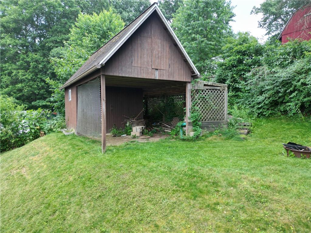 115 West McQuistion Road Butler, PA 16001 - Photo 19 of 29 Gallery Image 19