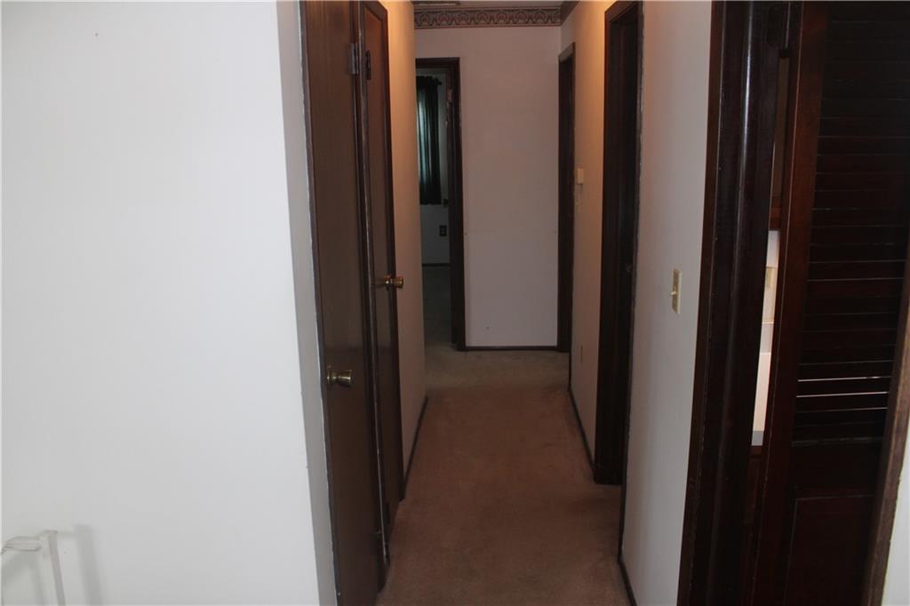 115 West McQuistion Road Butler, PA 16001 - Photo 10 of 29 Gallery Image 10